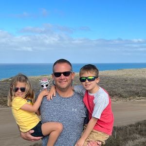 Meet your Posher, Adam